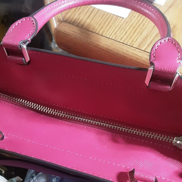 Kate Spade Medium (Staci) Satchel in Pink Ruby with Crossbody strap - Picture 2 of 8